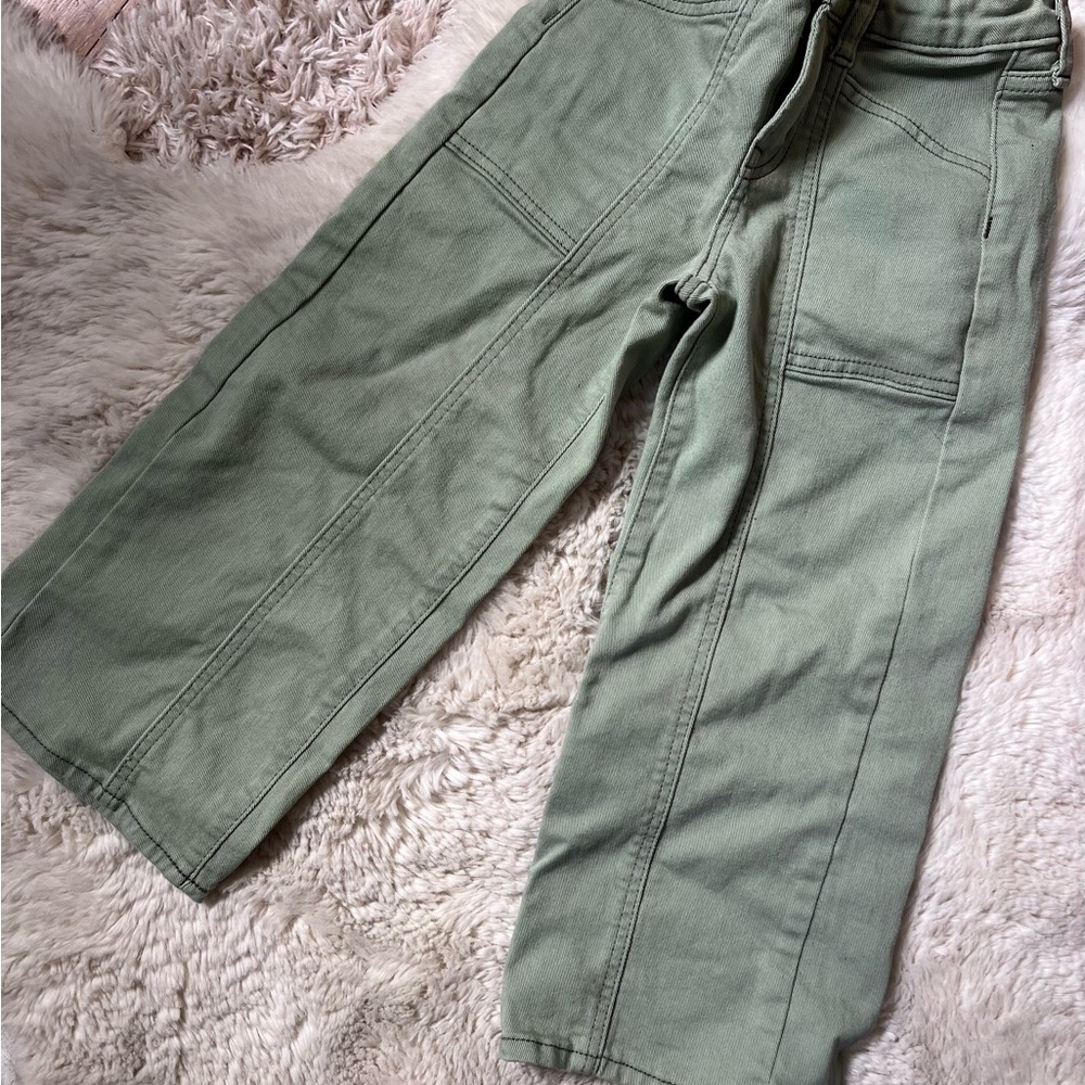 Gap girls wide leg jeans, size 7. Green.